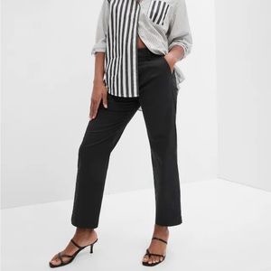 Black gap khaki girlfriend pants size 6